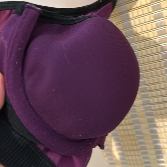 Victoria's Secret Sport Knockout Double Front Close Sports Bra Molded Cups 34B - Picture 13 of 16